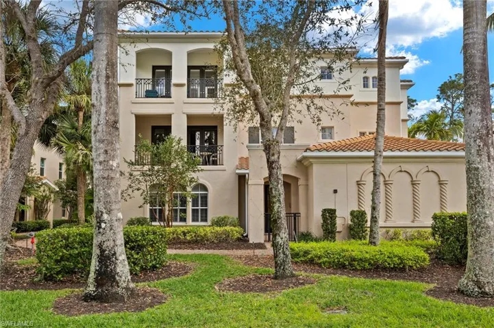 2850  TIBURON E BLVD, Naples, FL 34109