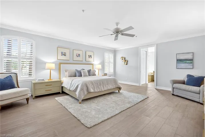 2850  TIBURON E BLVD, Naples, FL 34109