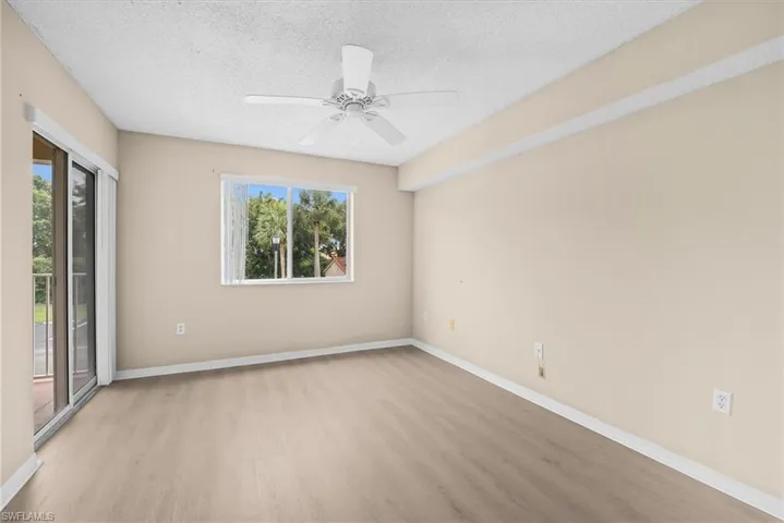 1590 S 42nd Cir 209, Vero Beach, Florida 32967