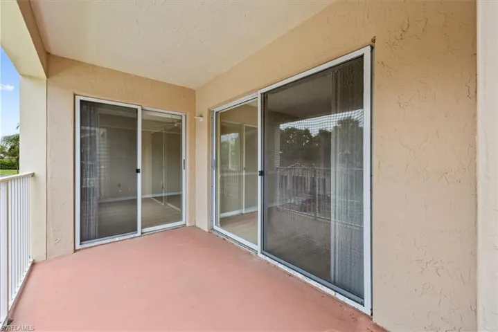 1590 S 42nd Cir 209, Vero Beach, Florida 32967