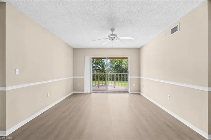 1590 S 42nd Cir 209, Vero Beach, Florida 32967