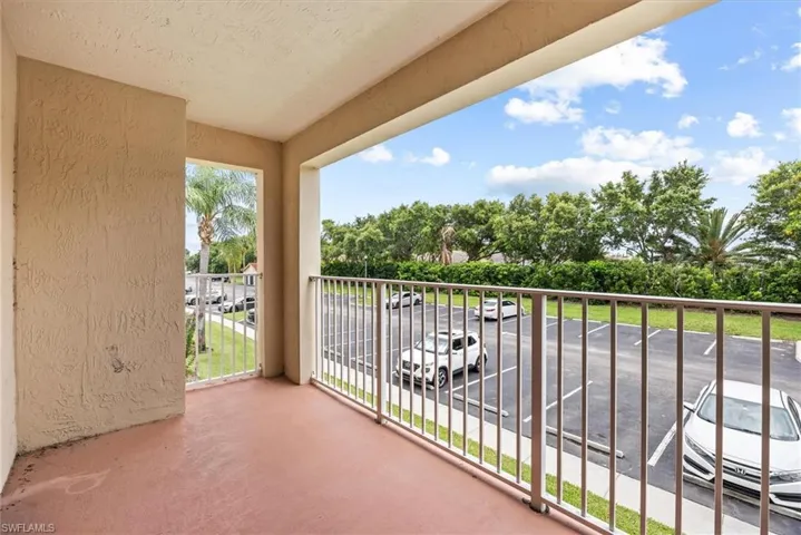 1590 S 42nd Cir 209, Vero Beach, Florida 32967