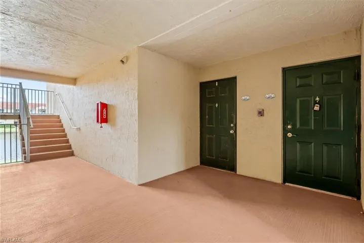 1590 S 42nd Cir 209, Vero Beach, Florida 32967