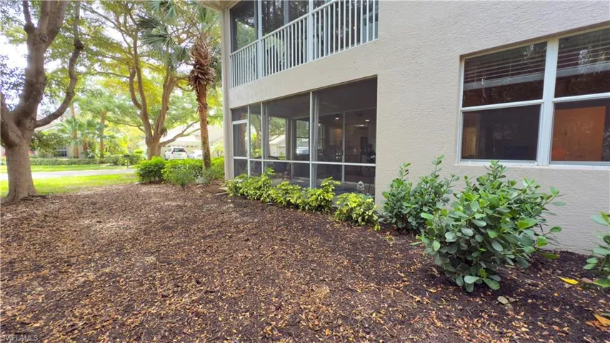 View of yard featuring a Lanai