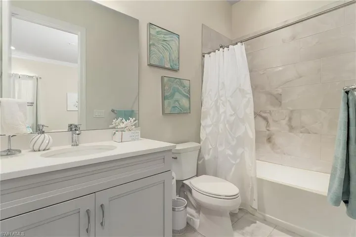 Guest Bathroom 2