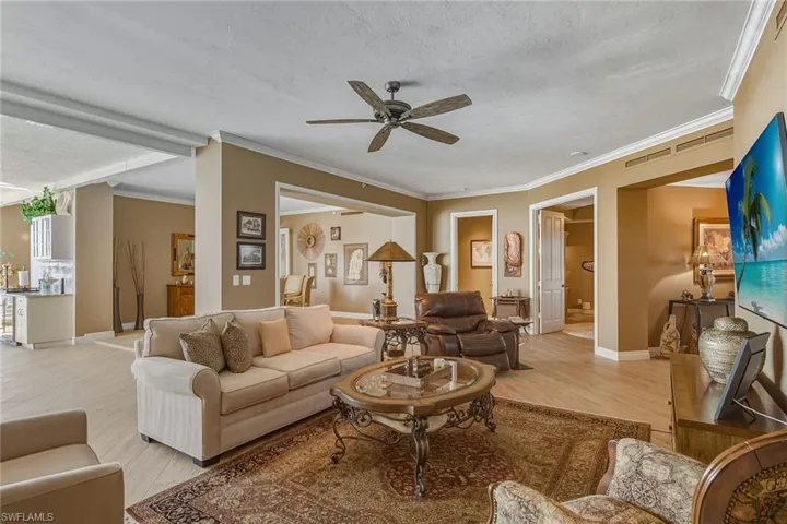 4000 Royal Marco Way 324, Marco Island, Florida 34145