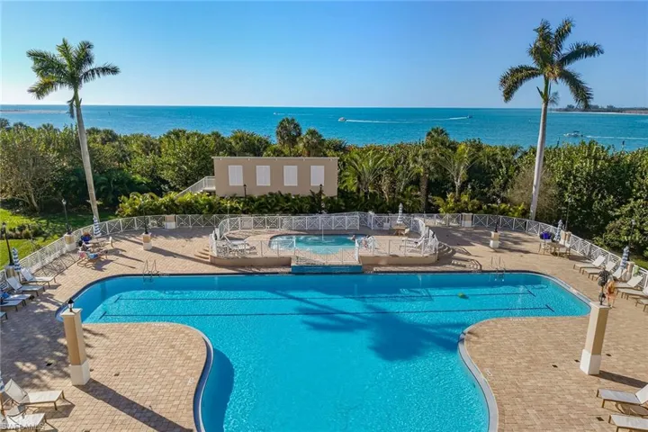 4000 Royal Marco Way 324, Marco Island, Florida 34145