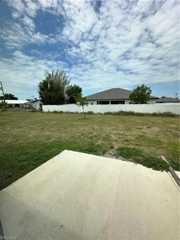 4406 Skyline Blvd, Cape Coral, Florida 33914