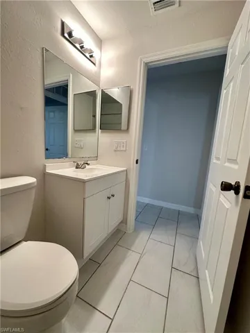 4406 Skyline Blvd, Cape Coral, Florida 33914