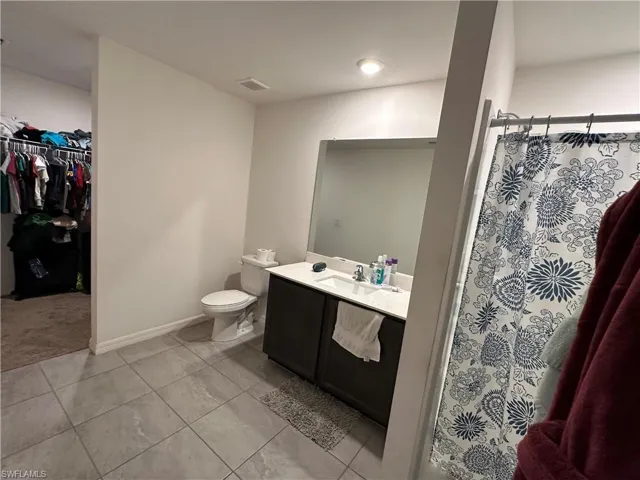 136  Zobora  CIR, Fort Myers, FL 33913