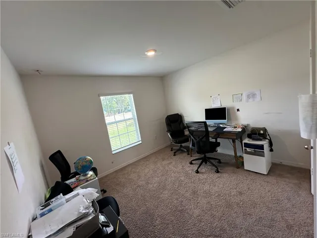 136  Zobora  CIR, Fort Myers, FL 33913