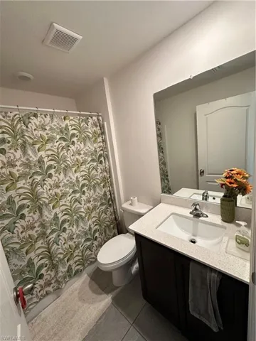 136  Zobora  CIR, Fort Myers, FL 33913