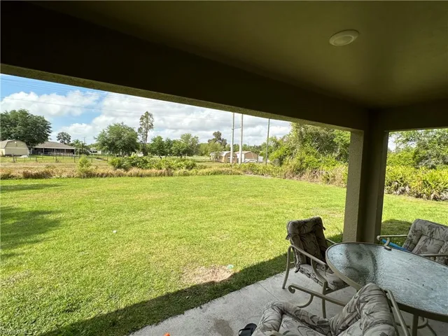 136  Zobora  CIR, Fort Myers, FL 33913