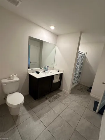 136  Zobora  CIR, Fort Myers, FL 33913