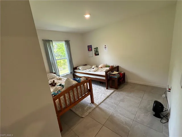 136  Zobora  CIR, Fort Myers, FL 33913