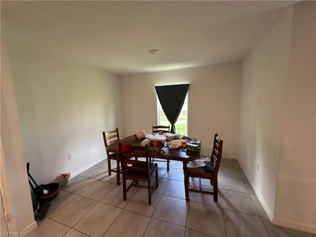 136  Zobora  CIR, Fort Myers, FL 33913