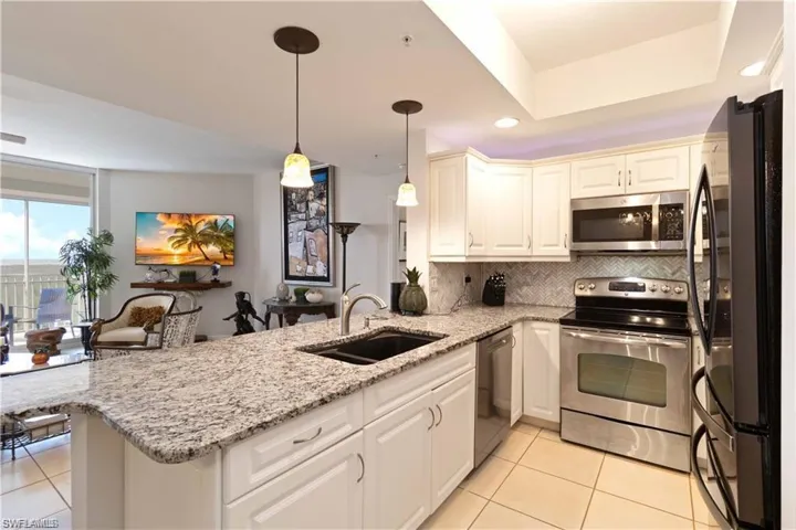 1001 Arbor Lake Dr # 606, Naples, Florida 34110