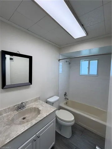 1709 NE 7th  TER, Cape Coral, FL 33909