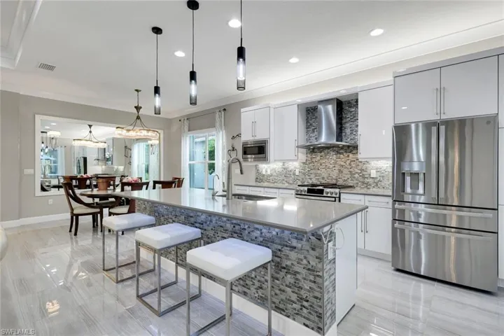 28560 Twain Dr, Bonita Springs, Florida 34135