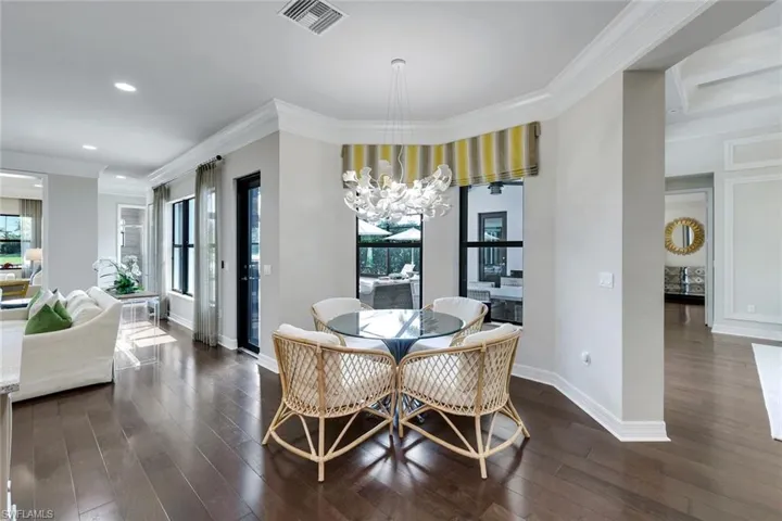 4056  Nova  LN, Naples, FL 34119