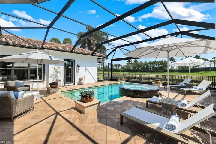 4056  Nova  LN, Naples, FL 34119