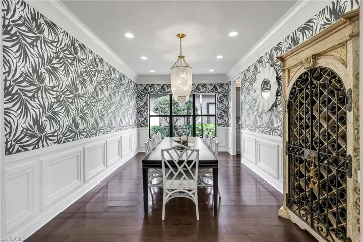 4056  Nova  LN, Naples, FL 34119