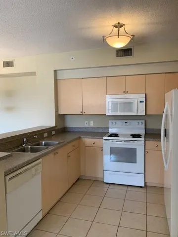 1190 Reserve Way # 206, Naples Fl 34105