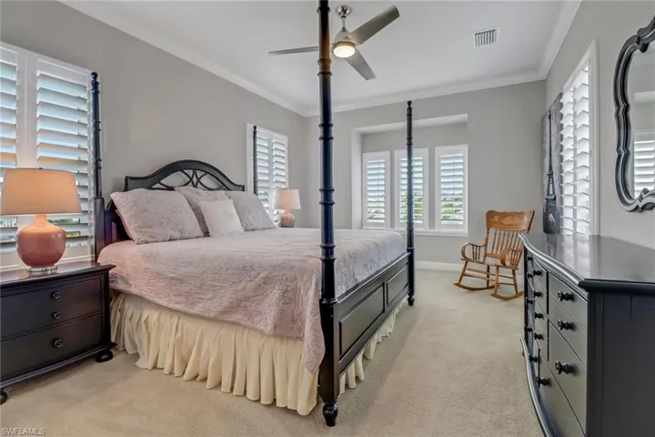 2nd floor bedroom