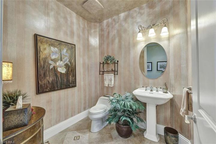 1/2 bath