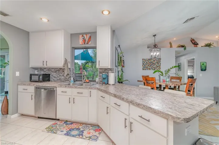 10910  Sharon  DR, North Fort Myers, FL 33917