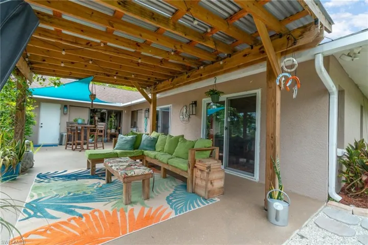 10910  Sharon  DR, North Fort Myers, FL 33917