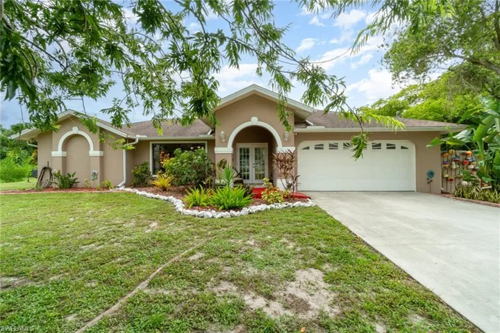 10910  Sharon  DR, North Fort Myers, FL 33917