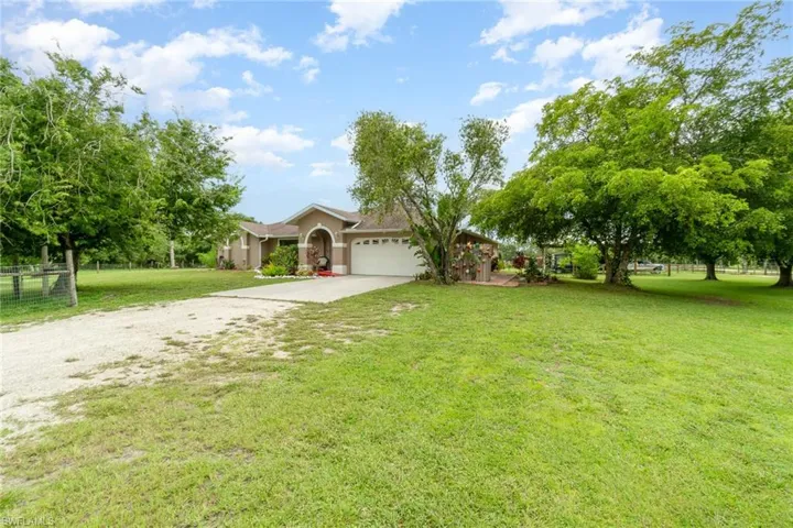 10910  Sharon  DR, North Fort Myers, FL 33917