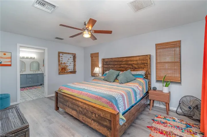 10910  Sharon  DR, North Fort Myers, FL 33917