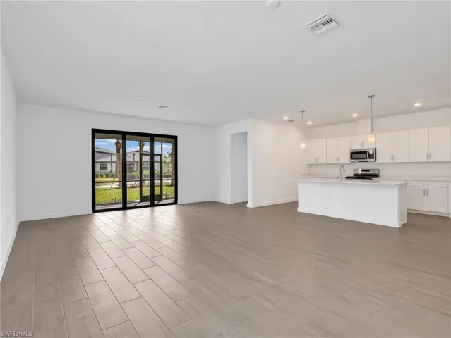 19228 Gentry Pl, Estero, Florida 33928
