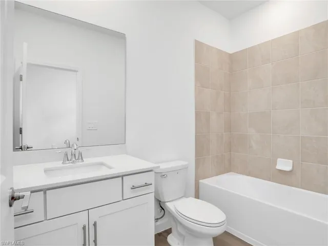 19228 Gentry Pl, Estero, Florida 33928
