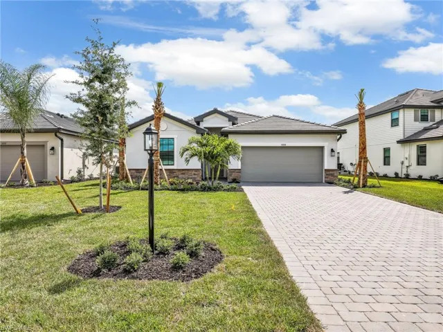 19228 Gentry Pl, Estero, Florida 33928