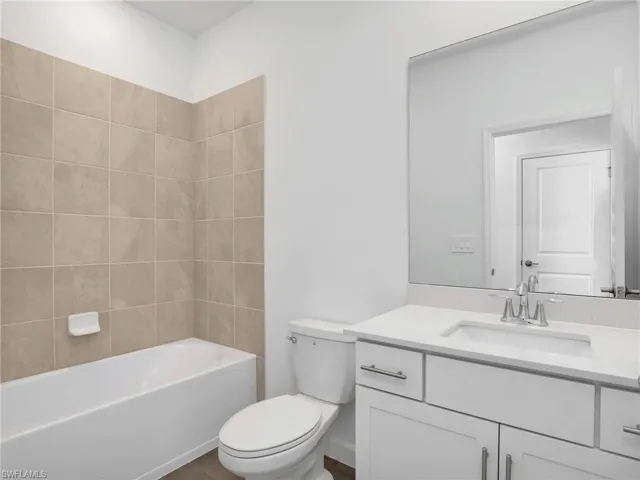19228 Gentry Pl, Estero, Florida 33928