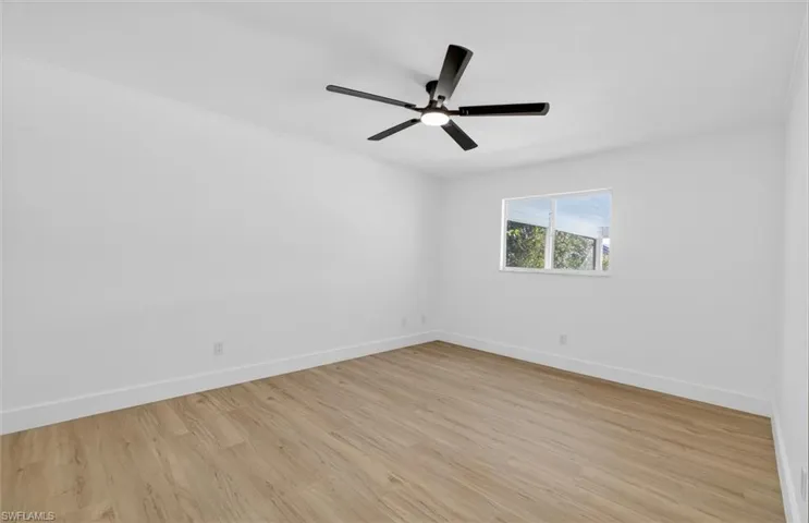 18521 Phlox Dr, Fort Myers, Florida 33967