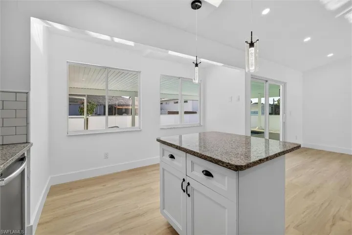 18521 Phlox Dr, Fort Myers, Florida 33967