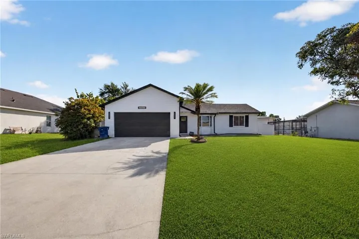 18521 Phlox Dr, Fort Myers, Florida 33967