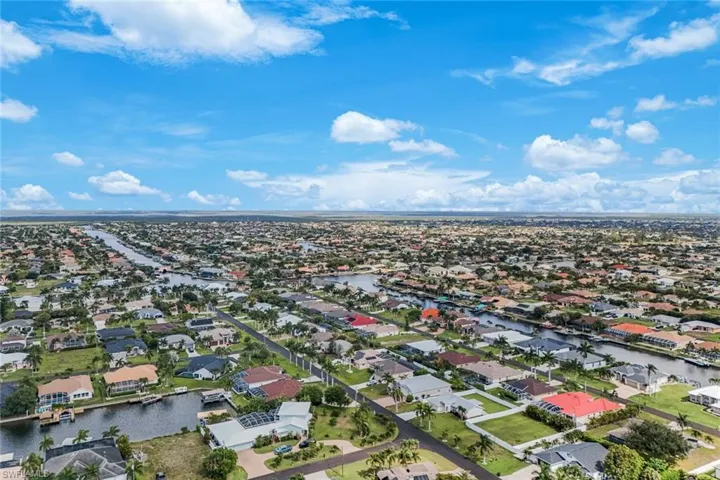 1820 Sw 51st St, Cape Coral, Florida 33914