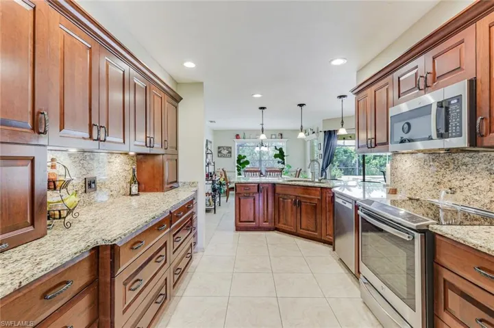 1820 Sw 51st St, Cape Coral, Florida 33914