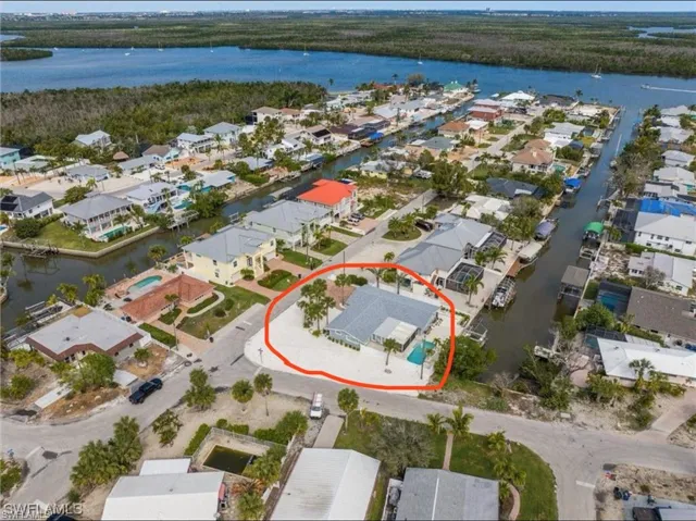 310 Madison Ct, Fort Myers Beach, Florida 33931