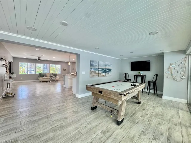310 Madison Ct, Fort Myers Beach, Florida 33931