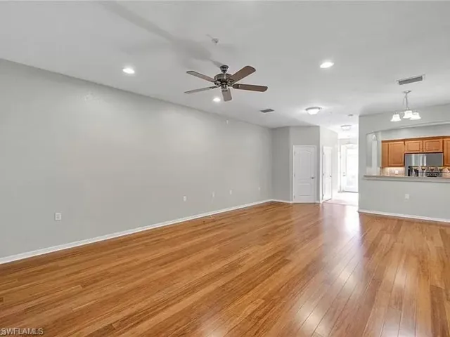 4400 Lazio Way 202, Fort Myers, Florida 33901