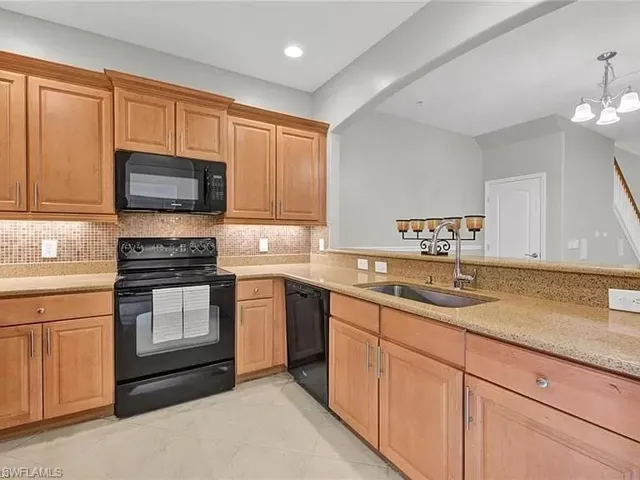 4400 Lazio Way 202, Fort Myers, Florida 33901