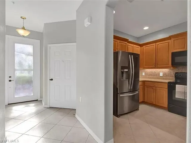 4400 Lazio Way 202, Fort Myers, Florida 33901