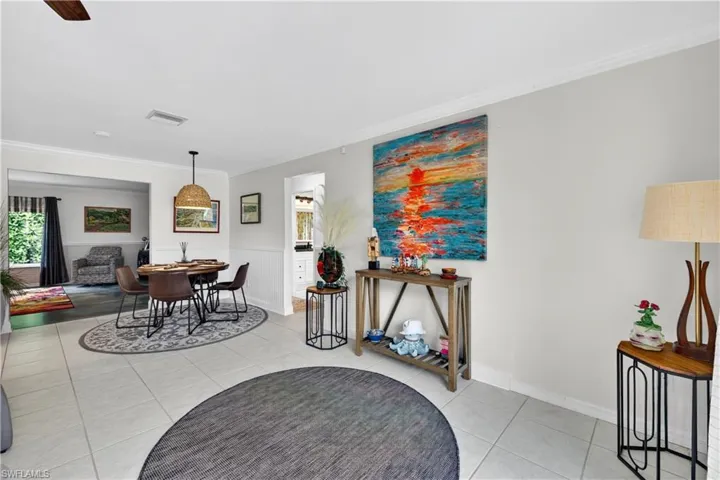 833 N Town And River Dr, Fort Myers, Florida 33919