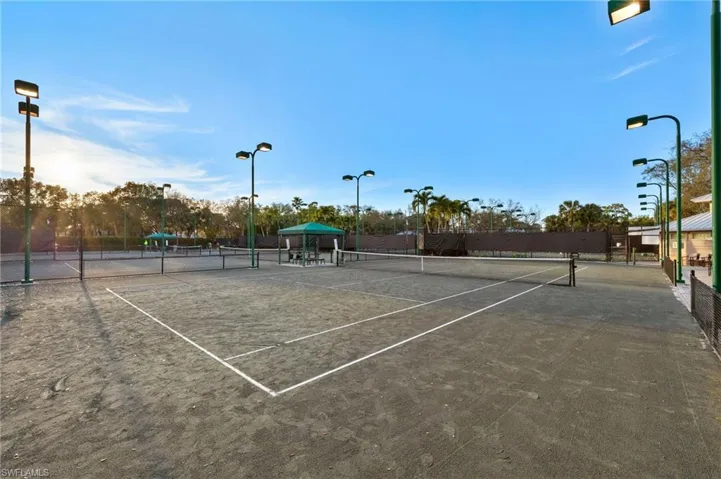 6040  Pelican Bay  BLVD, Naples, FL 34108